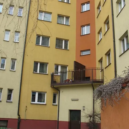 Wroclaw-traveler Oasis 公寓